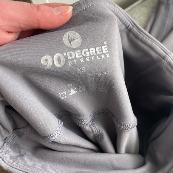 90 degree leggings - Picture 2 of 3